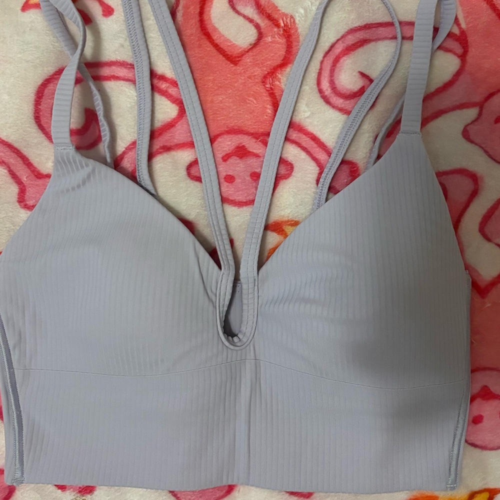 Elegant Lululemon Lavender Sports Bra
